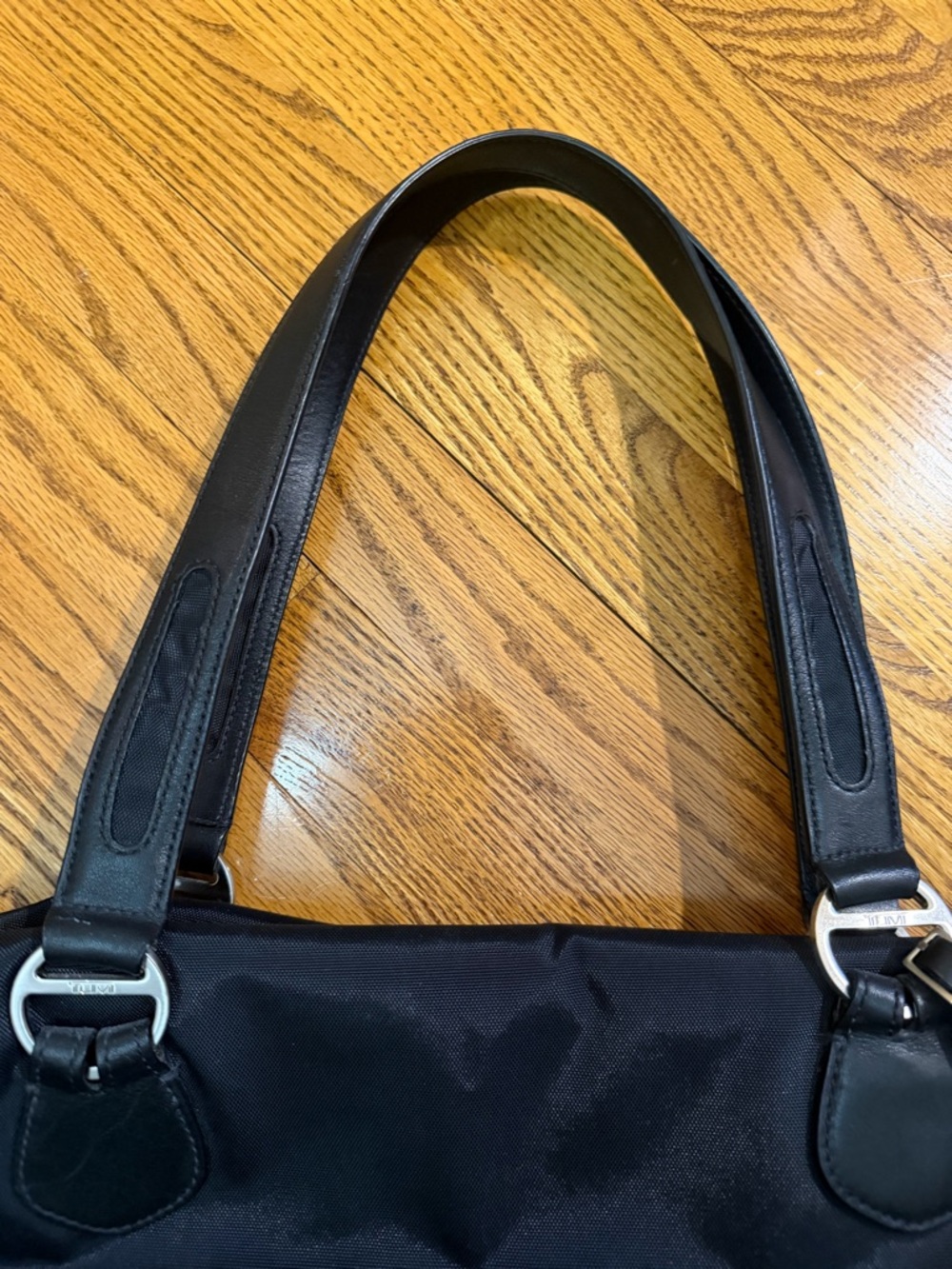 Tumi Ballistic Nylon with Leather Trim Duffle Weekender Bag - Picture 8 of 16